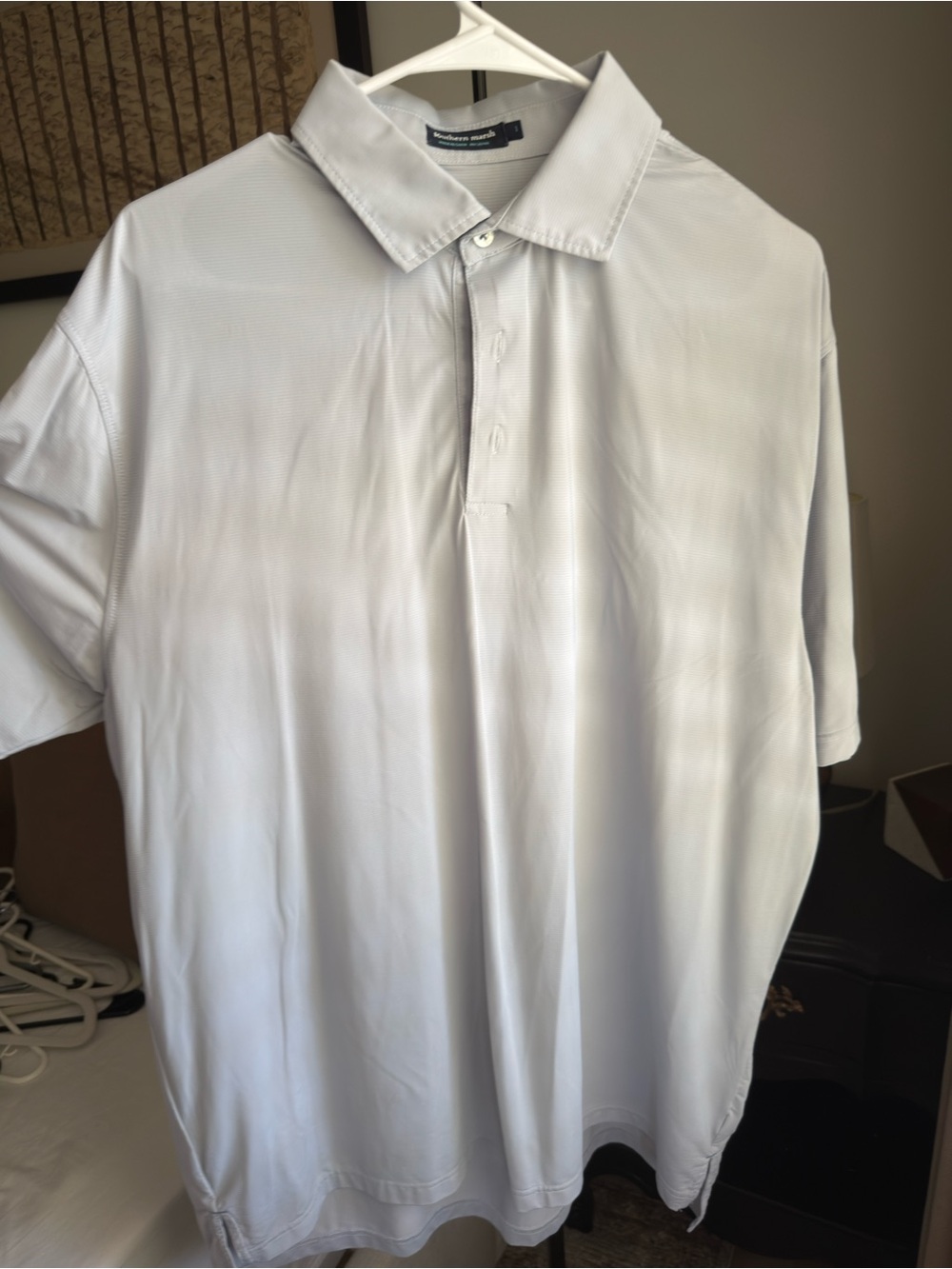Southern Marsh Men’s Light Gray Button-Down Casual Shirt